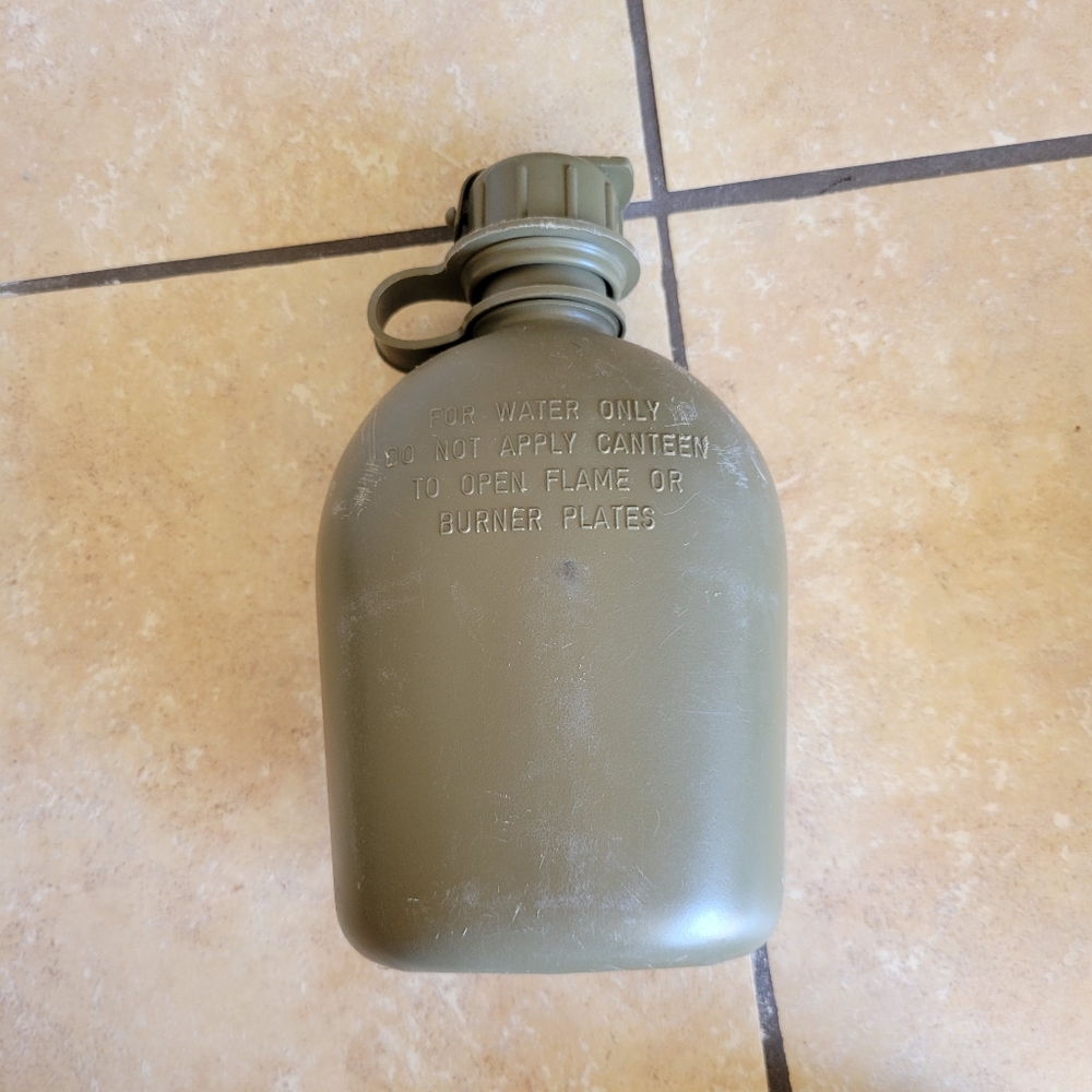 U.S. Military Canteen 1qt 2004